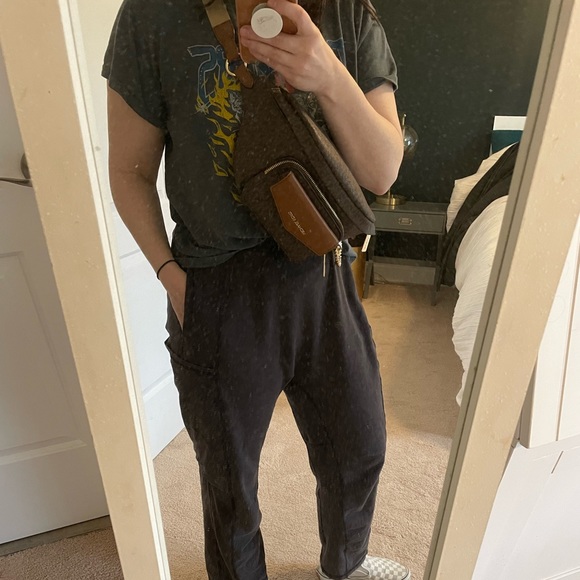 LIKE NEW!! Michael Kors crossbody Fanny pack. Only worn a handful of times. - Picture 10 of 12